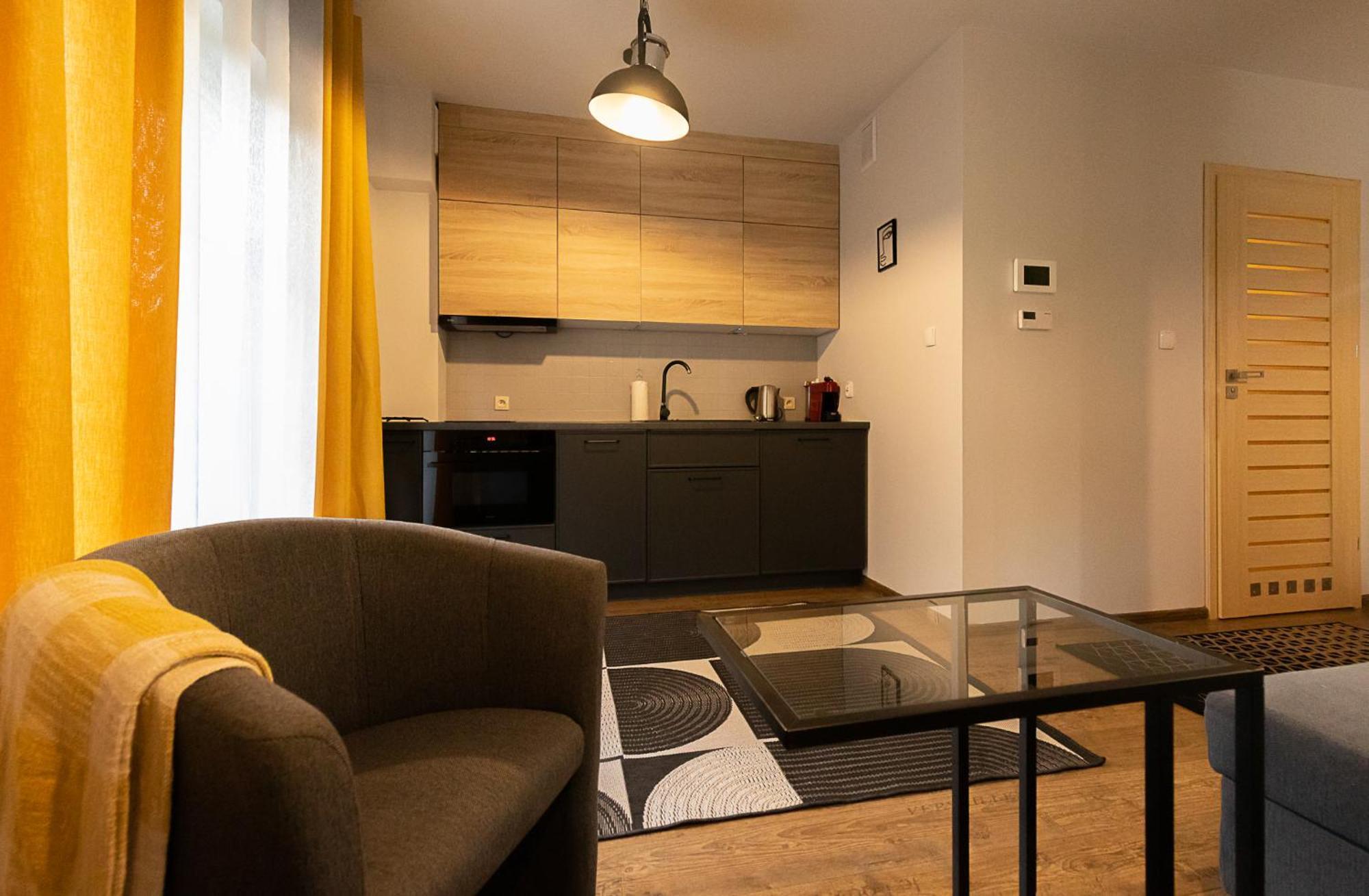Rentplanet - Apartamenty Pstrowskiego Шклярська Поремба Екстер'єр фото