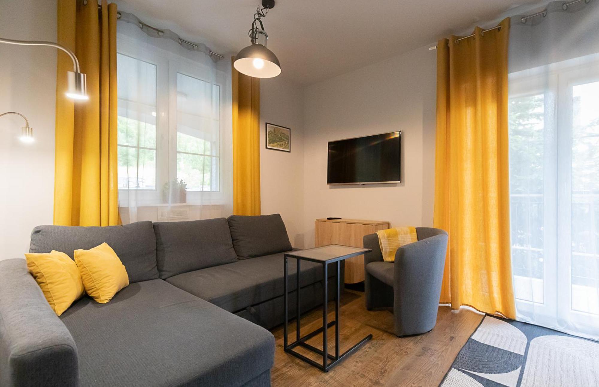 Rentplanet - Apartamenty Pstrowskiego Шклярська Поремба Екстер'єр фото