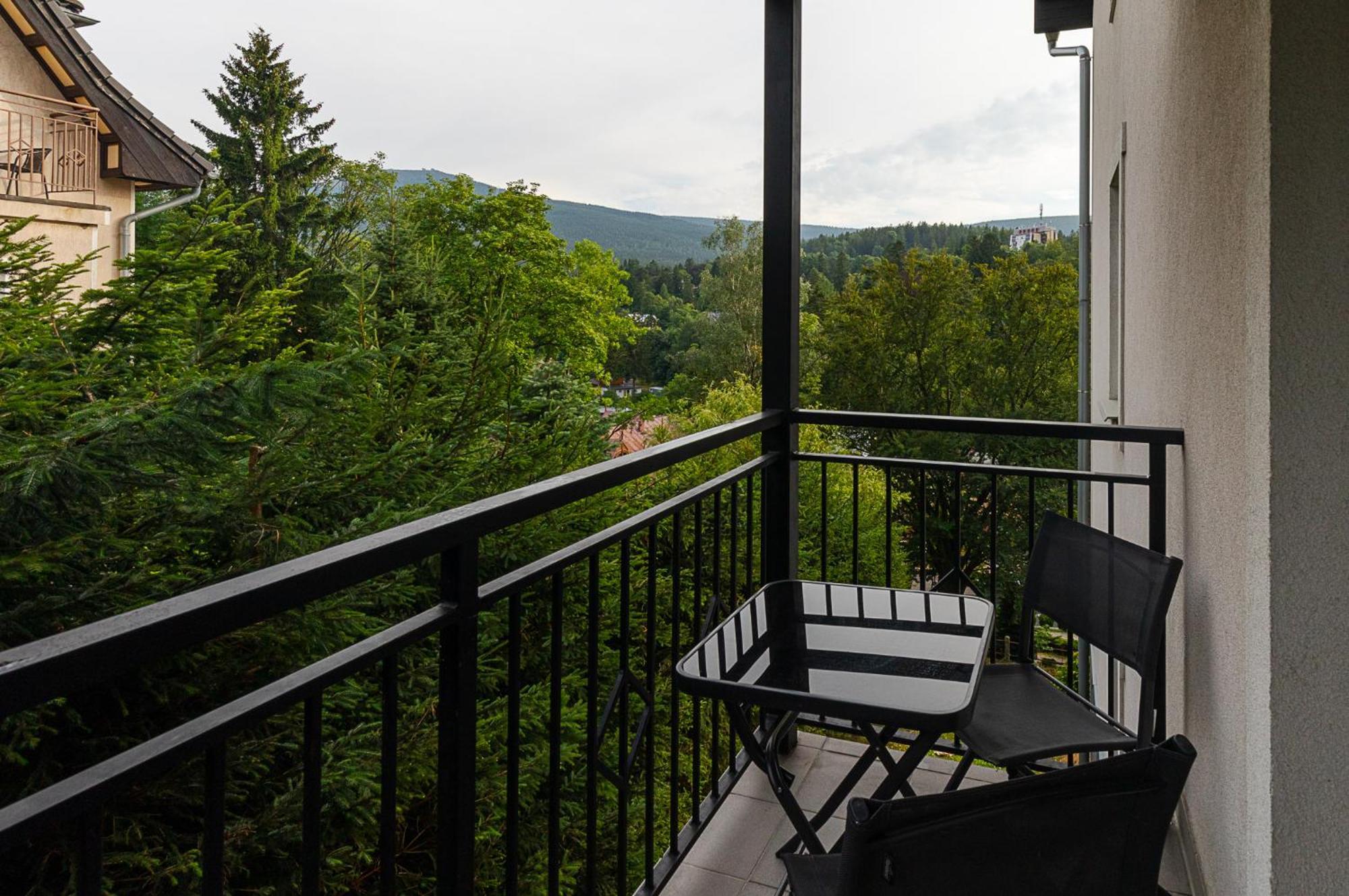 Rentplanet - Apartamenty Pstrowskiego Шклярська Поремба Екстер'єр фото